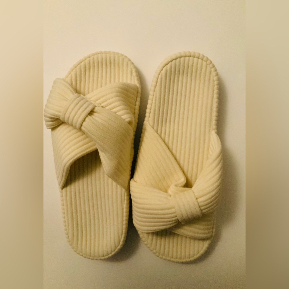 Feetfreein Slipper for women’s